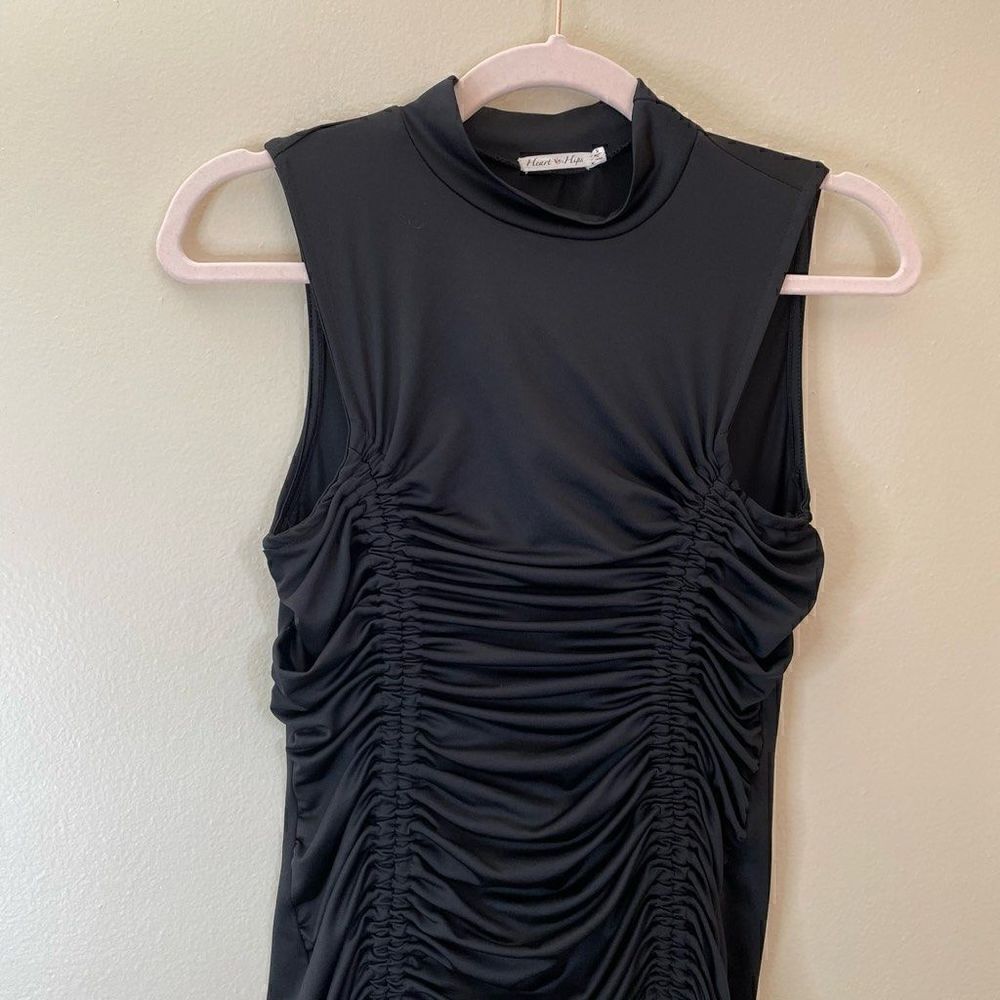 Heart N Hips| Small| Rouched| Bodycon| Mini| Has lots of stretch - Picture 6 of 14